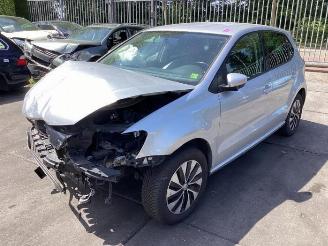 rozbiórka samochody osobowe Volkswagen Polo Polo V (6R), Hatchback, 2009 / 2017 1.0 TSI 12V BlueMotion 2016/6