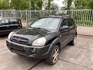 disassembly passenger cars Hyundai Tucson Tucson (JM), SUV, 2004 / 2010 2.0 16V CVVT 4x2 2005/9