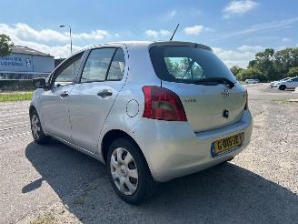 Toyota Yaris 1.0 12V VVT-i Hatchback  Benzine 998cc 51kW (69pk) FWD 2005-08/2011-12 (KSP90) 1KRFE picture 5