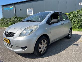 Toyota Yaris 1.0 12V VVT-i Hatchback  Benzine 998cc 51kW (69pk) FWD 2005-08/2011-12 (KSP90) 1KRFE picture 7