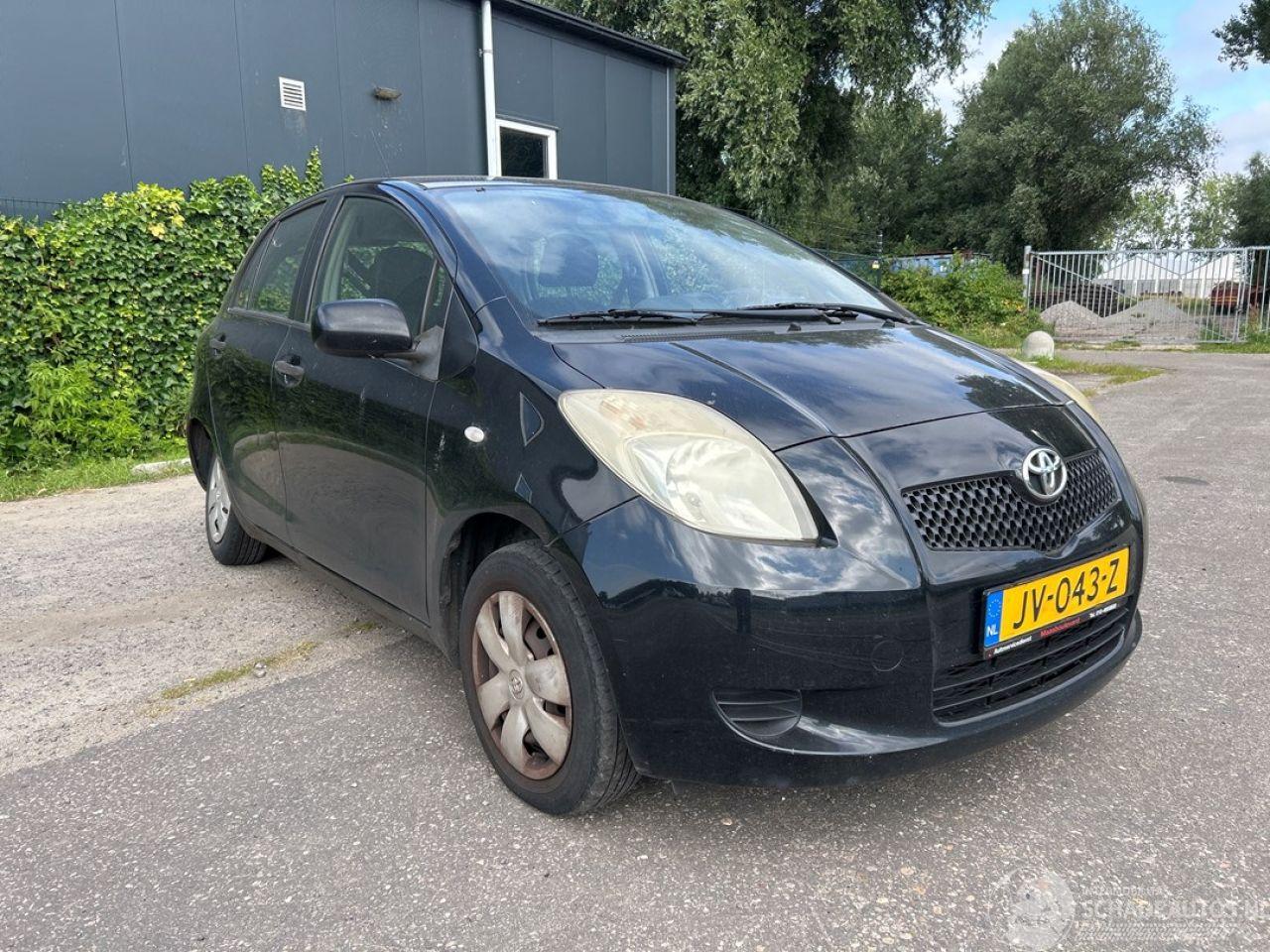 Toyota Yaris 1.0 12V VVT-i Hatchback  Benzine 998cc 51kW (69pk) FWD 2005-08/2011-12 (KSP90) 1KRFE