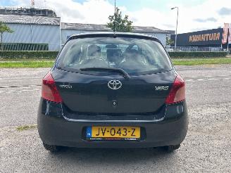 Toyota Yaris 1.0 12V VVT-i Hatchback  Benzine 998cc 51kW (69pk) FWD 2005-08/2011-12 (KSP90) 1KRFE picture 4