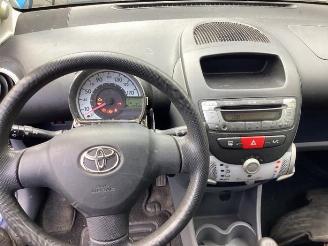 Toyota Aygo Aygo (B10), Hatchback, 2005 / 2014 1.0 12V VVT-i picture 11