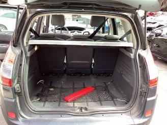 Renault Scenic Scenic II (JM), MPV, 2003 / 2009 2.0 16V picture 19