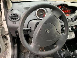 Renault Twingo Twingo II (CN), Hatchback 3-drs, 2007 / 2014 1.2 16V picture 18
