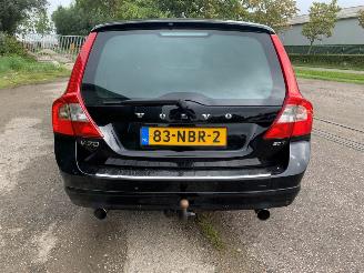 Volvo V-70 2.0 T 16V Combi/o  Benzine 1.999cc 149kW (203pk) FWD 2009-09/2011-12 (BW44) B4204T6 picture 6