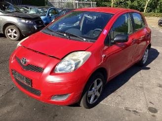 Uttjänta bilar auto Toyota Yaris Yaris II (P9), Hatchback, 2005 / 2014 1.0 12V VVT-i 2010/2