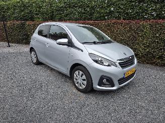 damaged passenger cars Peugeot 108  2015/1