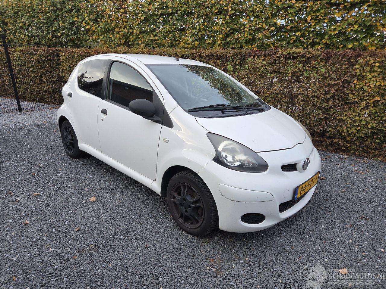 Toyota Aygo 1.0-12V Cool