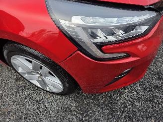 Renault Clio 1.0 TCe Bi-Fuel Zen picture 3