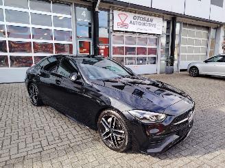Schadeauto Mercedes C-klasse C300D 4 matic 266PK! Camera Led stoelverwarming 2023/4