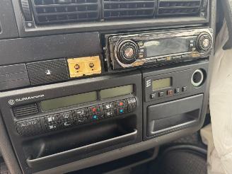 Volkswagen Transporter 2.5 tdi 9 persoons picture 3