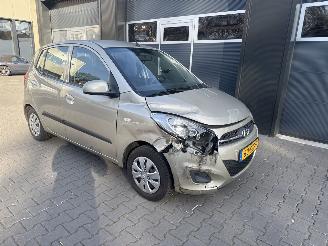 krockskadad bil bedrijf Hyundai I-10 1.1 i-Drive Cool AIRCO NAP 2011/12