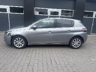 Peugeot 308 1.2 puretech style PANO NAVI picture 2