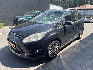 Auto incidentate Ford Grand C-Max 1.0 titanium 2013/1