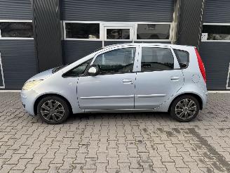 Mitsubishi Colt  picture 2
