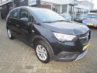 Opel Crossland 1.2 picture 2