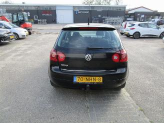 Volkswagen Golf 1.6 tdi picture 5