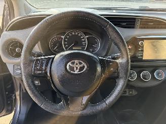 Toyota Yaris  picture 9