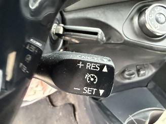 Toyota Yaris 1.0i - 12V picture 10