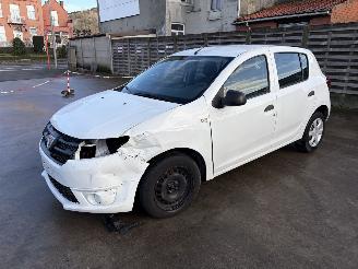 Dacia Sandero  picture 2