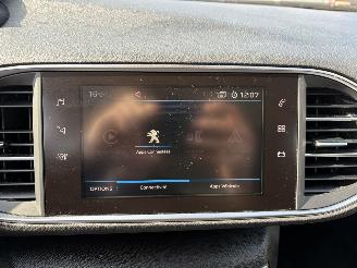 Peugeot 308 2 PHASE 2 1,5 picture 12