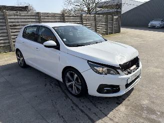 krockskadad bil auto Peugeot 308 2 PHASE 2 1,5 2018/3