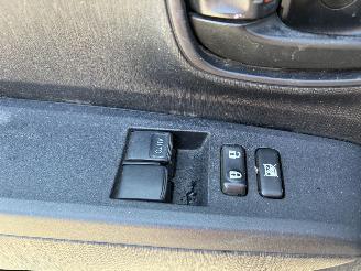 Toyota Yaris 1.0 VVTI - 12V picture 14