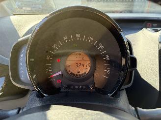 Peugeot 108 1.0 VTI - 12V picture 9