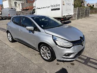Renault Clio PHASE 2 1.2i - 16V TURBO TCE 120 picture 2