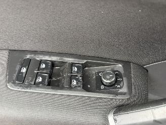 Volkswagen Touran 1.6 TDI - 16V TURBO 7 SEATS picture 15