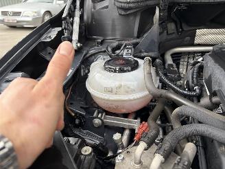 Volkswagen Touran 1.6 TDI - 16V TURBO 7 SEATS picture 17