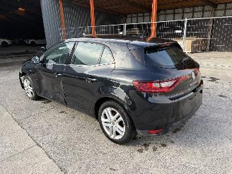 Renault Mégane 4 PHASE 1 1.5 BLUE DCI - 8V TURBO picture 4