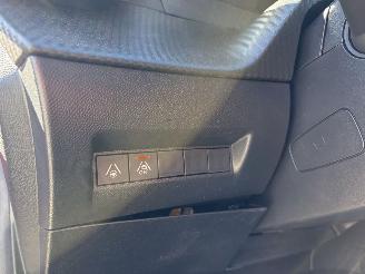 Peugeot 208 GT II 1.2I PURETECH 12V picture 23