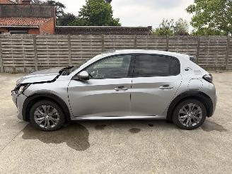 Peugeot e-208 II 136 ALLURE PACKET 50KWH picture 22