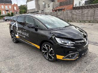 Coche accidentado Renault Grand-scenic 1.7 BLUE DCI - 16V TURBO 2020/2