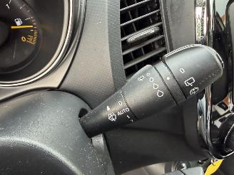 Renault Captur 1 PHASE 1 1.5 DCI - 8V TURBO picture 15