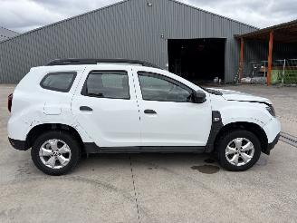 Dacia Duster 2 PHASE 1 1.0i - 12V TURBO TCE 90 picture 19