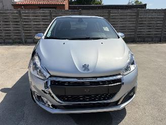Peugeot 208 1.2 VTI - 12V - GRIS picture 19