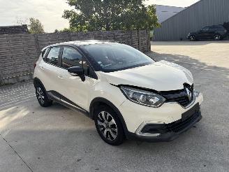 Auto incidentate Renault Captur 0.9i - 12V TURBO TCE 90 2018/3