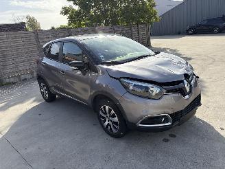 Auto incidentate Renault Captur 1.2i - 16V TURBO TCE 120 2017/3