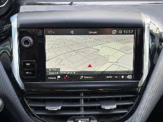 Peugeot 2008 1.2 PureTech Allure | Navi Panoramadak Camera picture 18