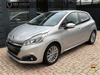 skadebil auto Peugeot 208 1.2 PureTech Style 5 deurs | Navi Lm-velgen Pdc 2016/3