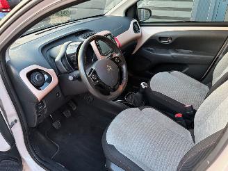 Citroën C1 1.0 e-VTi Elle 5 deurs | Airco Navi Camera picture 15