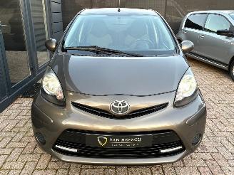 Vaurioauto  passenger cars Toyota Aygo 1.0 VVT-i Aspiration 5 deurs | Airco LED Facelift 2013/3