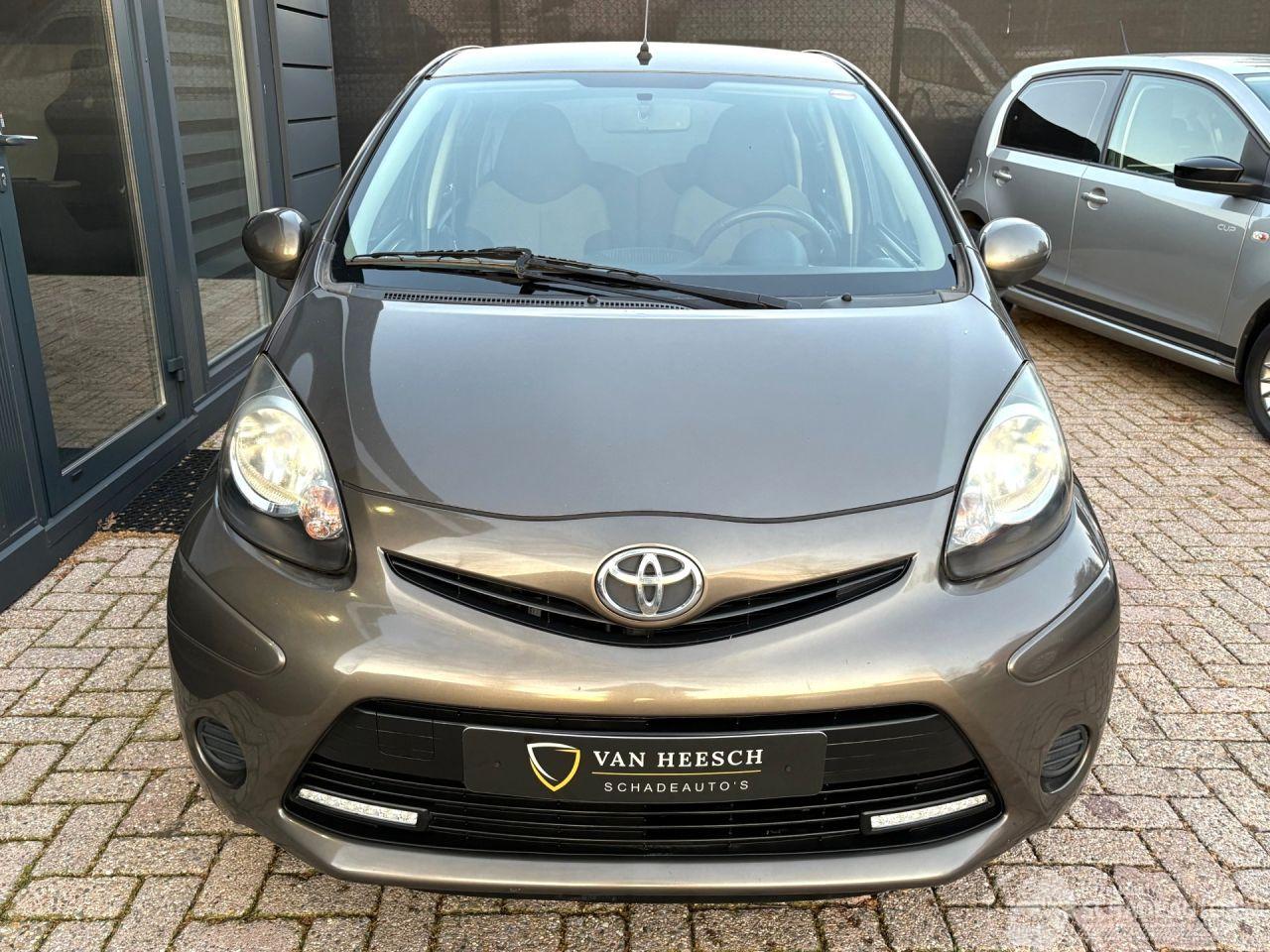 Toyota Aygo 1.0 VVT-i Aspiration 5 deurs | Airco LED Facelift