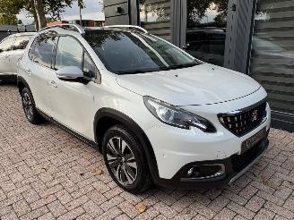 Peugeot 2008 1.2 PureTech Allure | Navi Panoramadak Camera picture 10