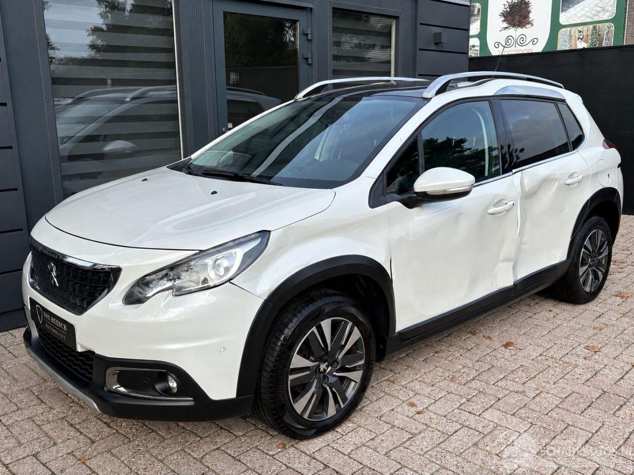 Peugeot 2008 1.2 PureTech Allure | Navi Panoramadak Camera