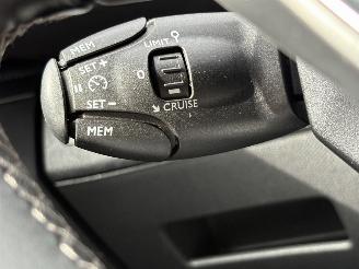 Peugeot 3008 1.2 PURETECH ALLURE | PANORAMADAK | NIEUWE D.RIEM | NAP | SCHADEVRIJ picture 25