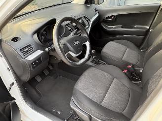 Kia Picanto 1.0 CVVT ISG R-CROSS 5-DRS | AIRCO BODYKIT LM-VELGEN | NAP 2014 | RIJDBARE SCHADE picture 4